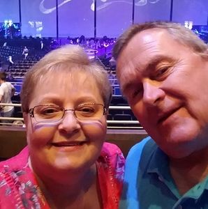 Meet your Posher, Jeannette